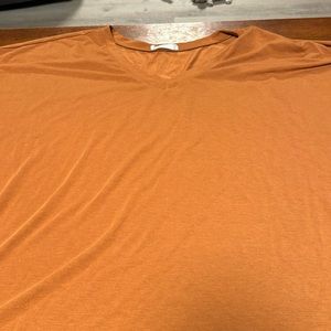 Zenana Tunic v-neck size 1x.   Very soft.